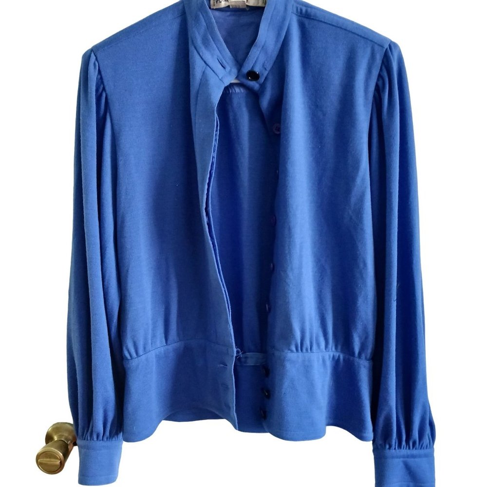 vintage Adele Simpson 100% wool blouse. Blue.  Size 14